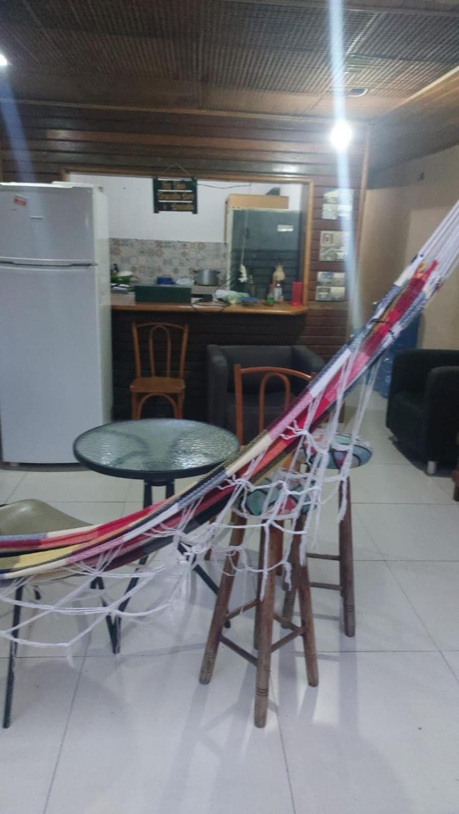 Bom E Familiar Ostello