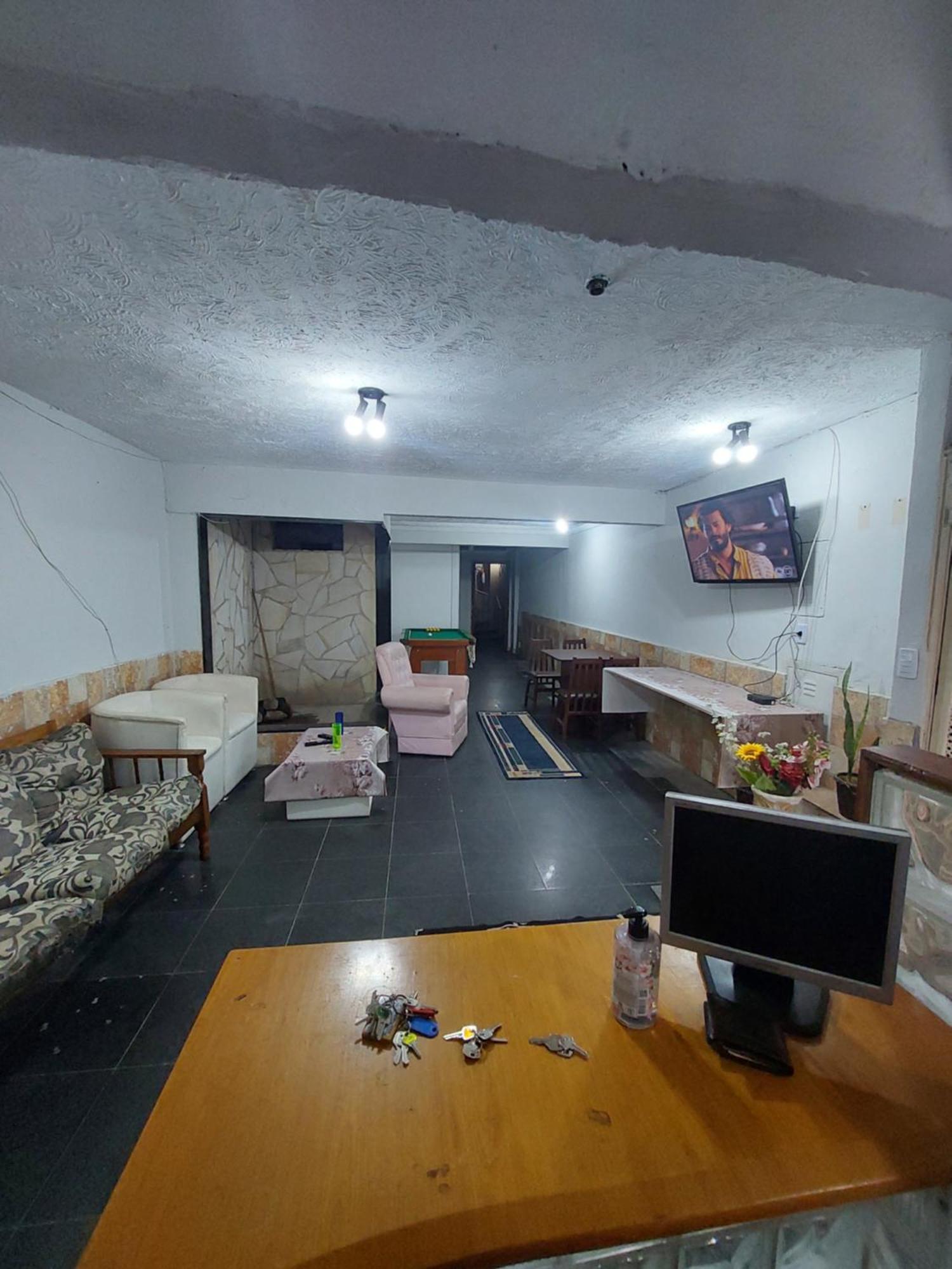 Bom E Familiar Auberge de jeunesse *