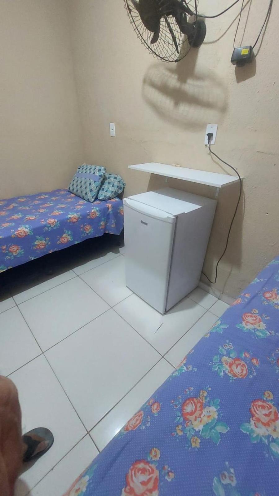 Bom E Familiar Hostel *